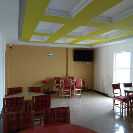 مانزانيلو Hotel Rubi المظهر الخارجي الصورة